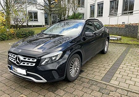 Mercedes-Benz GLA 180 Style