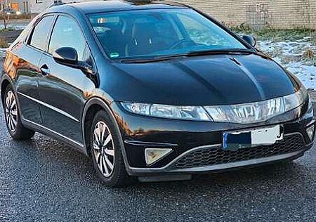Honda Civic 2.2i-CTDi Sport