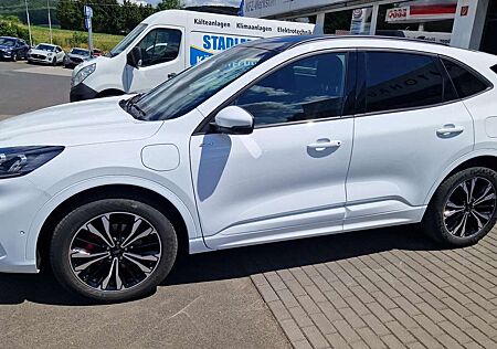 Ford Kuga Plug-In Hybrid ST-Line X