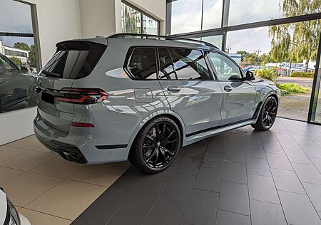 BMW X7 xDrive40i M Sport Pro, Sky, Int.Akt., Garantie