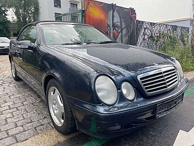 Mercedes-Benz CLK 320