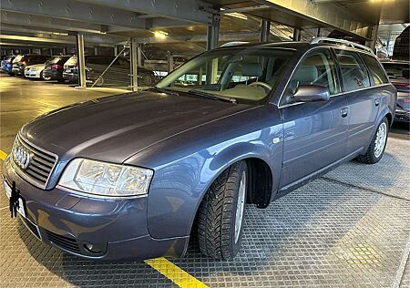 Audi A6 Avant 2.4