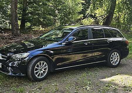 Mercedes-Benz C 200 d T 9G-TRONIC
