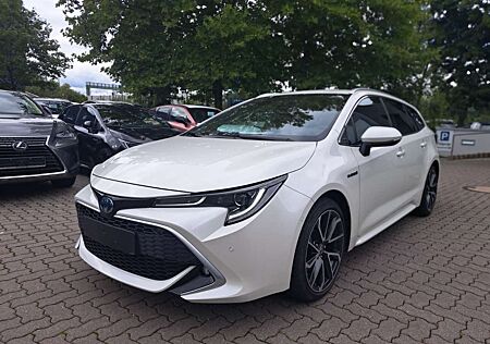 Toyota Corolla TS 2.0 Lounge *Sitzheizung, CarPlay uvm*