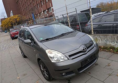 Toyota Corolla Verso 1.8 Sol