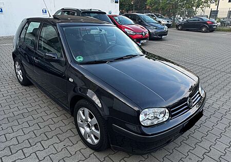 VW Golf Volkswagen 1.6 Automatik Highline