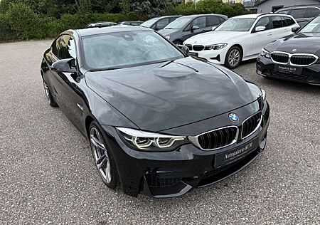 BMW M4 Coupe CARBON-DACH / LEDER / NAVI-PROF