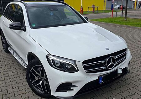 Mercedes-Benz GLC 250 4Matic 9G-TRONIC AMG Line