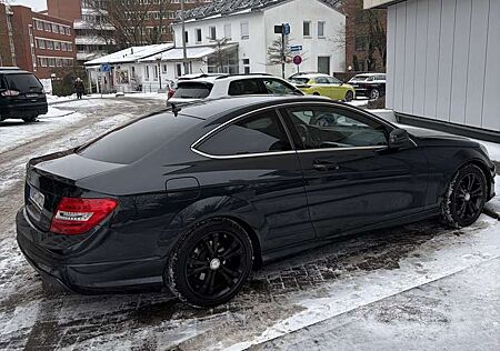 Mercedes-Benz C 180 Coupe (BlueEFFICIENCY)