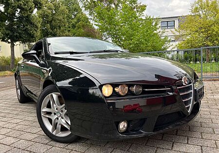 Alfa Romeo Brera 2.4 JTDM 20V OPEN SKY SCHECKHEFTGEPFLEGT