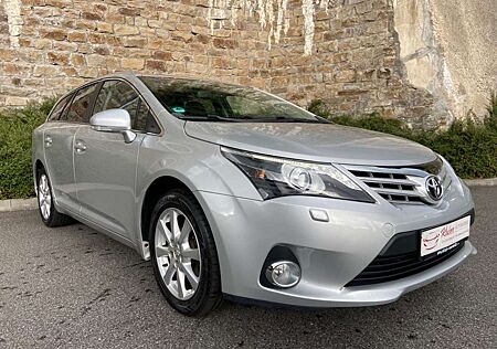 Toyota Avensis Kombi*1.Hand*Klima*Xenon*Tempomat*Kamera