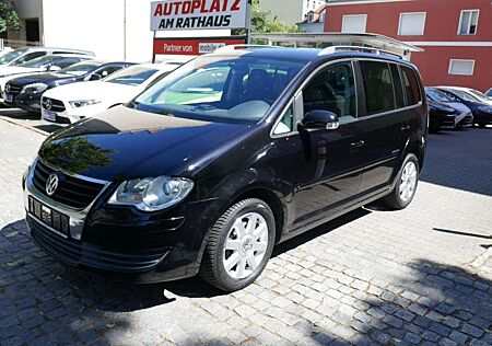 VW Touran Volkswagen United