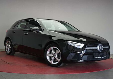 Mercedes-Benz A 220 4Matic 7G-DCT Progressive Navi/Leder/Temp/