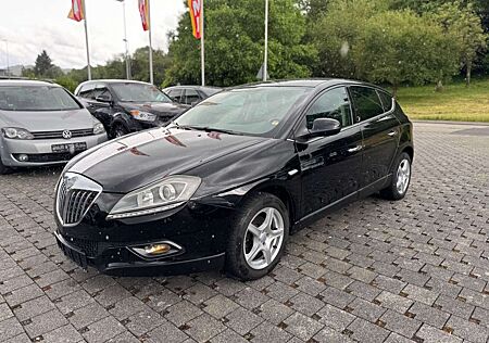 Lancia Delta Argento