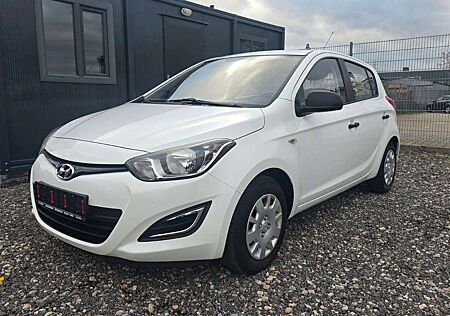 Hyundai i20 gebraucht kaufen Hyundai i20 FIFA World Cup Edition