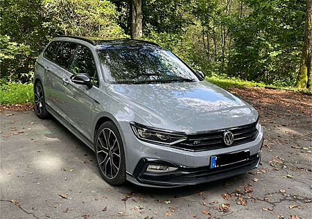 VW Passat Variant Volkswagen 2.0 TSI OPF DSG 4Motion Limited Edition