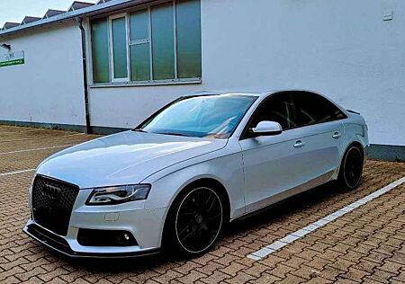 Audi A4 2.0 T FSI quattro