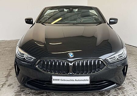 BMW 840 iA Cabrio LiveCock.LED.SoftCl.ParkAss.DriveAs