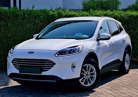Ford Kuga 2.5 Duratec PHEV Titanium CVT