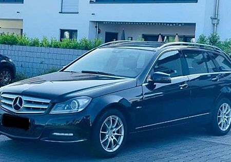 Mercedes-Benz C 200 T CDI DPF (BlueEFFICIENCY) 7G-TRONIC Avantgarde