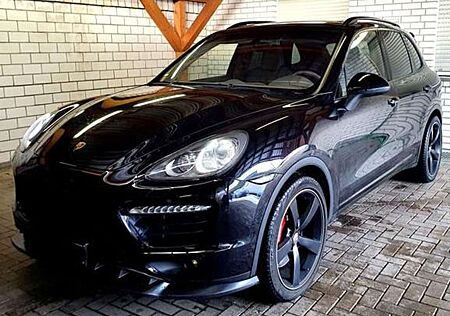 Porsche Cayenne Turbo Chrono Paket Burmester 21 Zoll