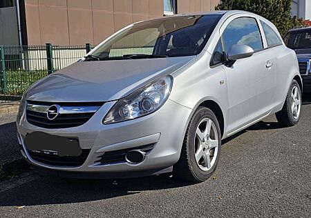 Opel Corsa 1.2 Alufelgen, Klimaanlage, TÜV, Tempomat