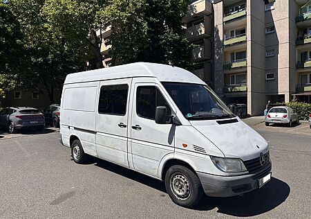 Mercedes-Benz Sprinter 211 CDI 902.662
