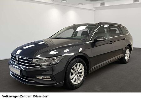 VW Passat Variant Volkswagen 2.0 TDI DSG Business Navigation