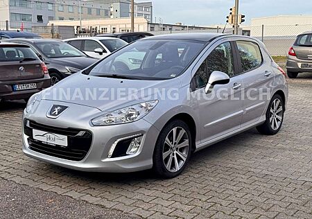 Peugeot 308 Allure AUTOMATIK PANORAMA PDC SHZ TEMPOMAT