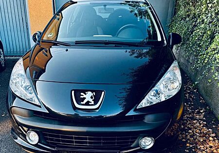 Peugeot 207 Urban Move Klima Nebelscheinwerfer 8fach bereift