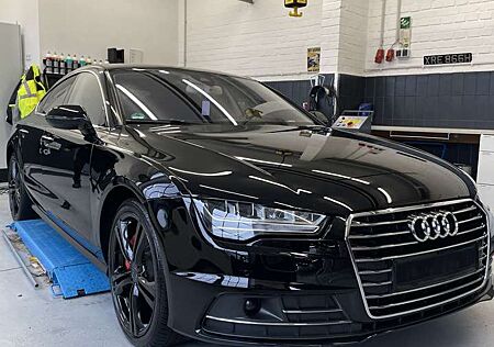 Audi A7 3.0 TDI voll checkheft neu tüv