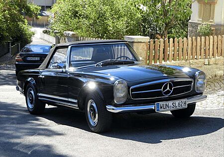 Oldtimer Mercedes Benz 280 SL Automatik