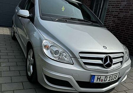 Mercedes-Benz B 180 CDI Autotronic