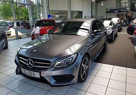 Mercedes-Benz C 300 AMG AHK NIGHT AIRMATIC LED SHZ TOTWINKEL