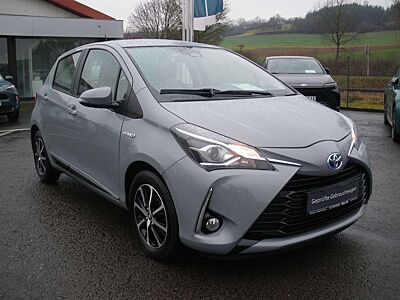 Toyota Yaris Yaris Hybrid Hybrid 1.5 VVT-i Team Deutschland