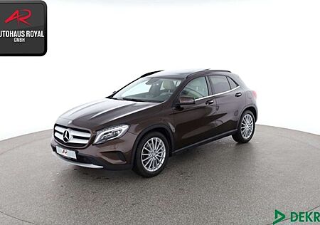 Mercedes-Benz GLA 250 STYLE COMAND,HARMAN/K,KAMERA,SCHECKHEFT
