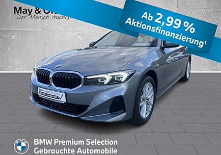 BMW 318 i Touring AHK Pano Navi SHZ H&K Lenkradhzg. ACC DA