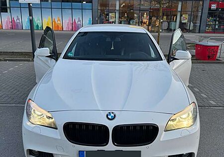 BMW 525d 525 xDrive Touring Sport-Aut.