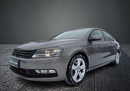 VW Passat Volkswagen Lim. Highline 2.0 TSI 210 PS Automatik