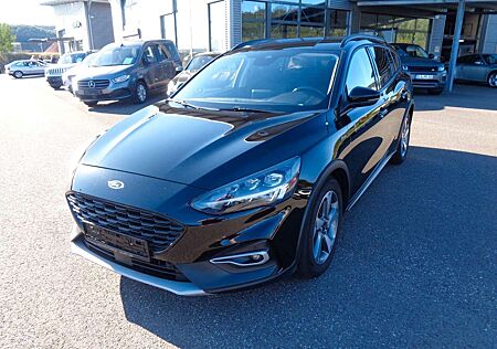 Ford Focus Turnier Active,SHZ,LHZ,LED,Navi.