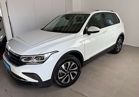 VW Tiguan Volkswagen Active 2.0 TDI Matrix-LED Navi Kamera ParkAssist