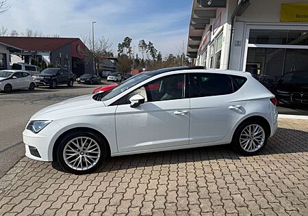 Seat Leon Style - TÜV 10.2027. -