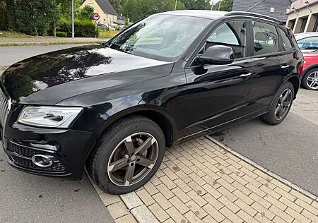 Audi Q5 2.0 TDI quattro S-Line Klimaau, Navi,PDC,SHZ