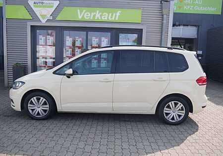 VW Touran Volkswagen 2.0 TDI SCR (BlueMotion Technology) Comfortline