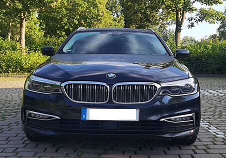 BMW 530d 530 +xDrive+Touring+Aut.+Luxury+Line