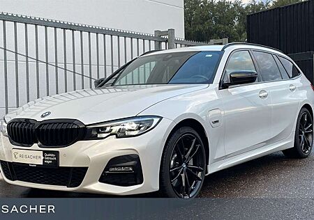 BMW 330 e A Tou M-Sport,AHK,Leder,Autom