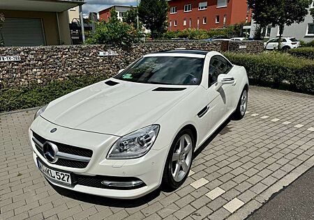 Mercedes-Benz SLK 250 (BlueEFFICIENCY) 7G-TRONIC