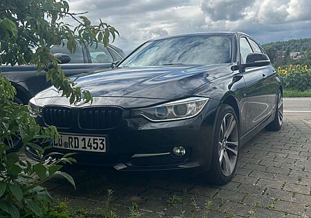 BMW 320 320dSport Line