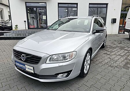 Volvo V70 D4 Linje Svart Leder NAVI AHK AUS 1.HAND