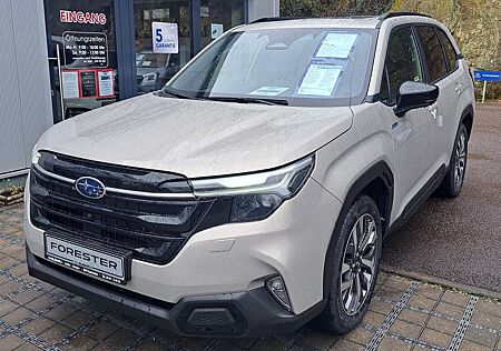 Subaru Forester 2.0i e-Boxer Platinum CVT